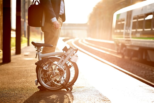 bicycle_train_652x435